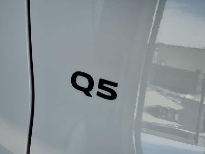 2025 Audi Q5 Premium 2.0 TFSI quattro