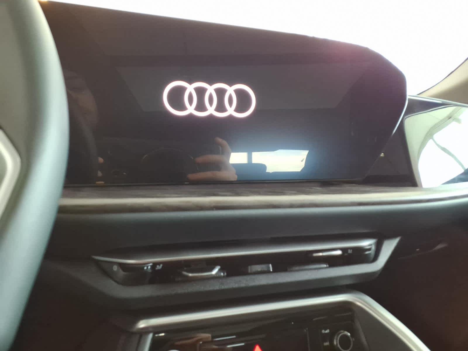 2025 Audi Q5 Premium 2.0 TFSI quattro