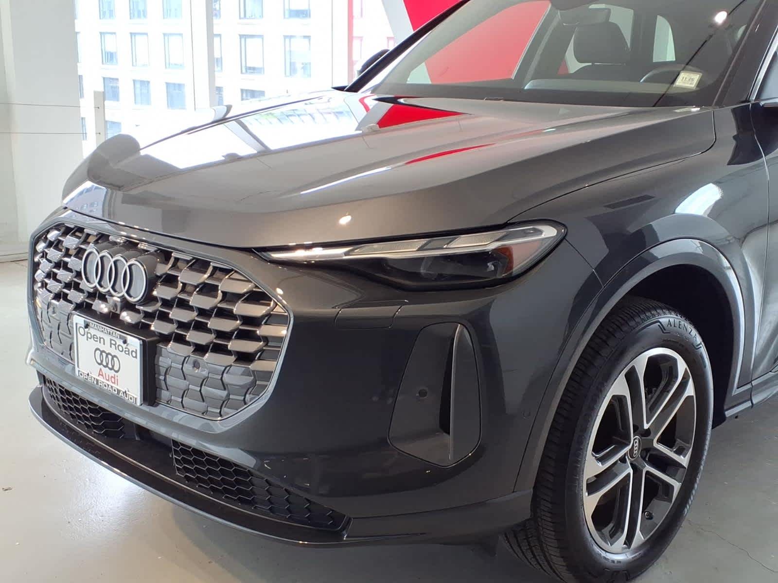 2025 Audi Q5 Premium 2.0 TFSI quattro