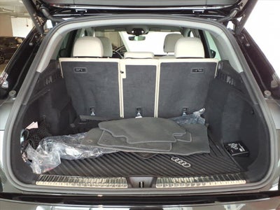 2025 Audi Q5 Premium Plus 2.0 TFSI quattro