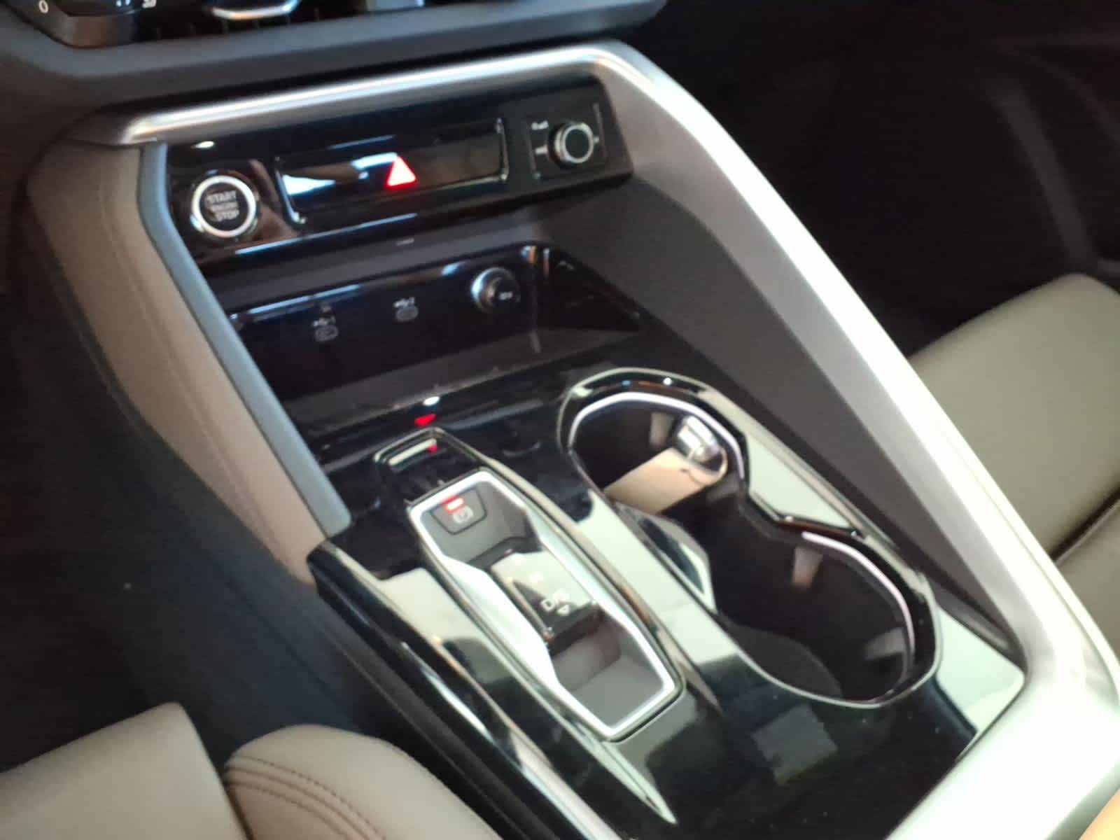 2025 Audi Q5 Premium Plus 2.0 TFSI quattro