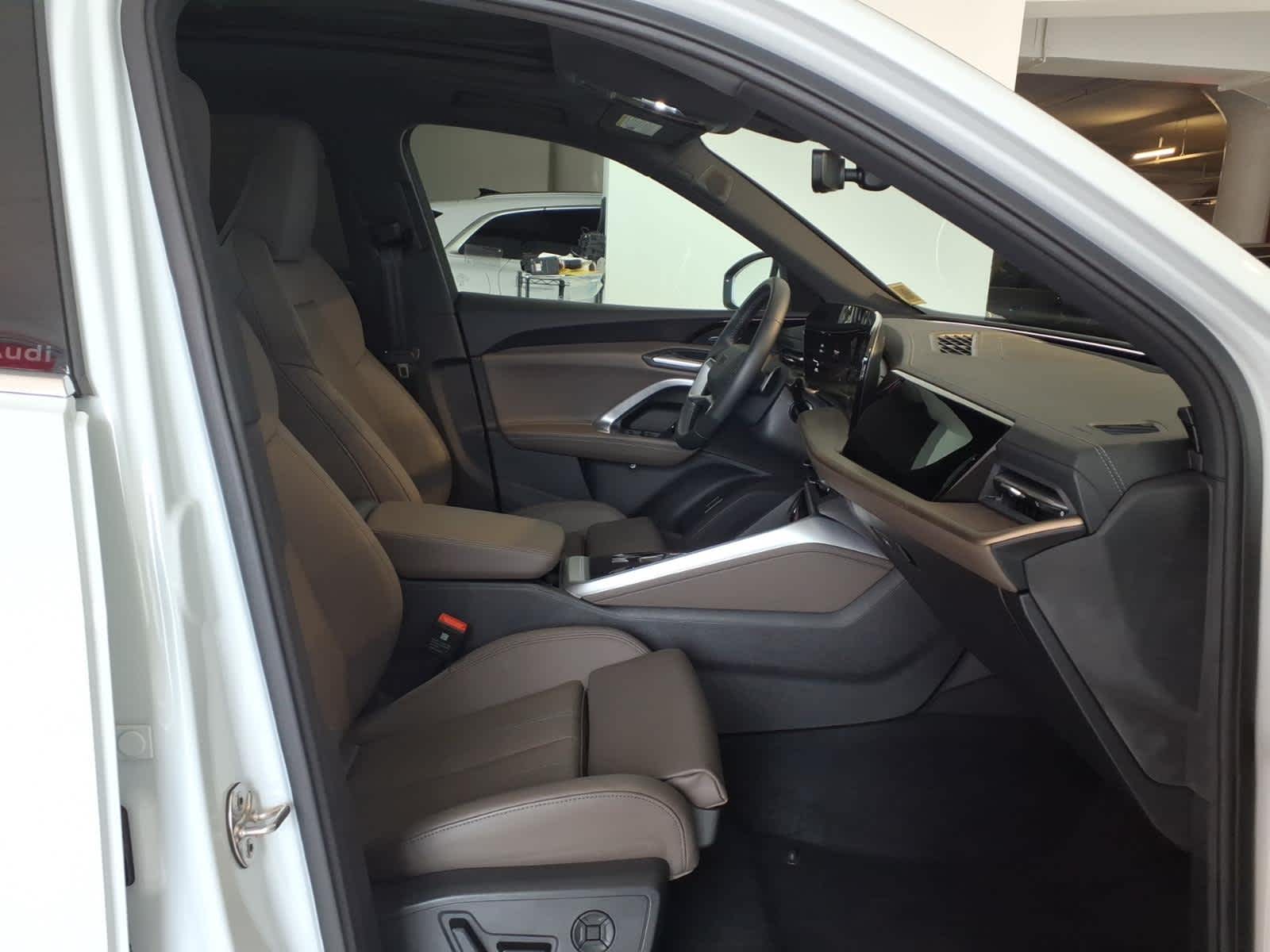 2025 Audi Q5 Premium Plus 2.0 TFSI quattro