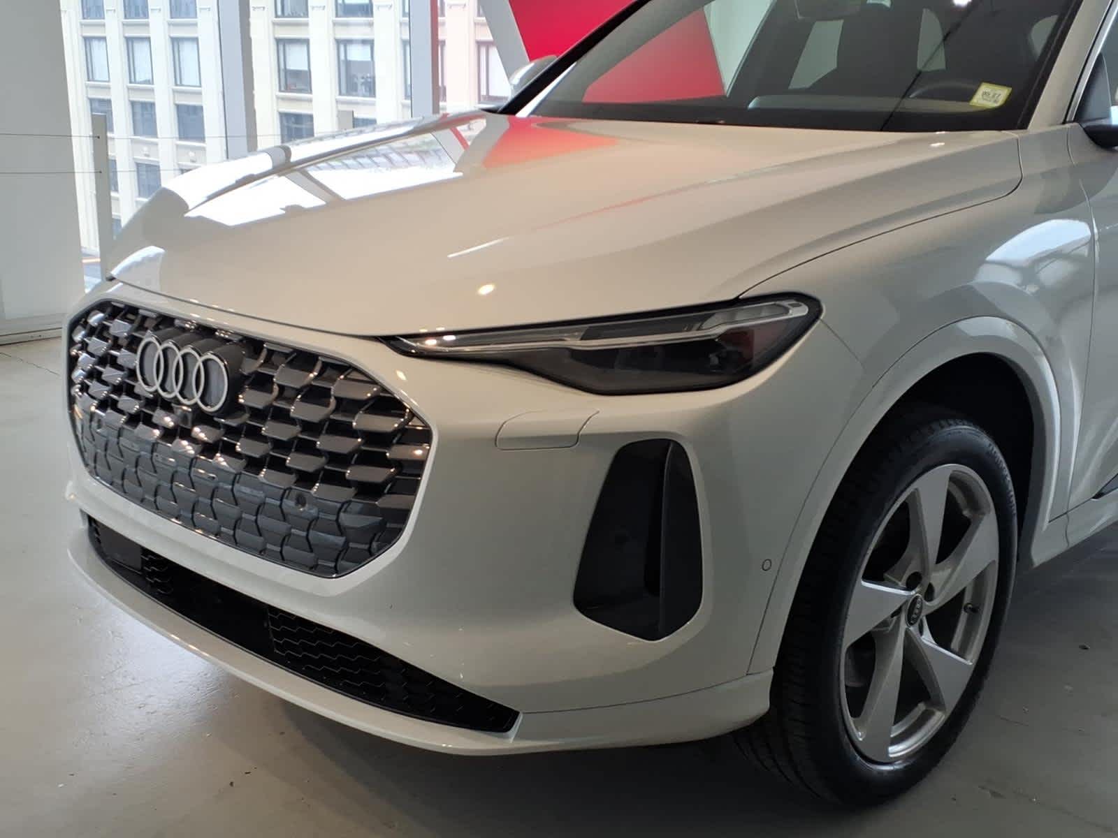 2025 Audi Q5 Premium Plus 2.0 TFSI quattro