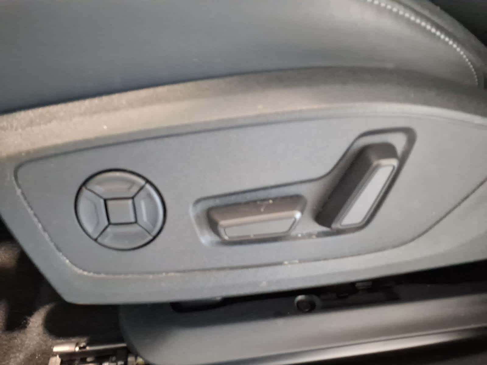 2024 Audi Q4 e-tron Sportback Premium Plus 50 quattro