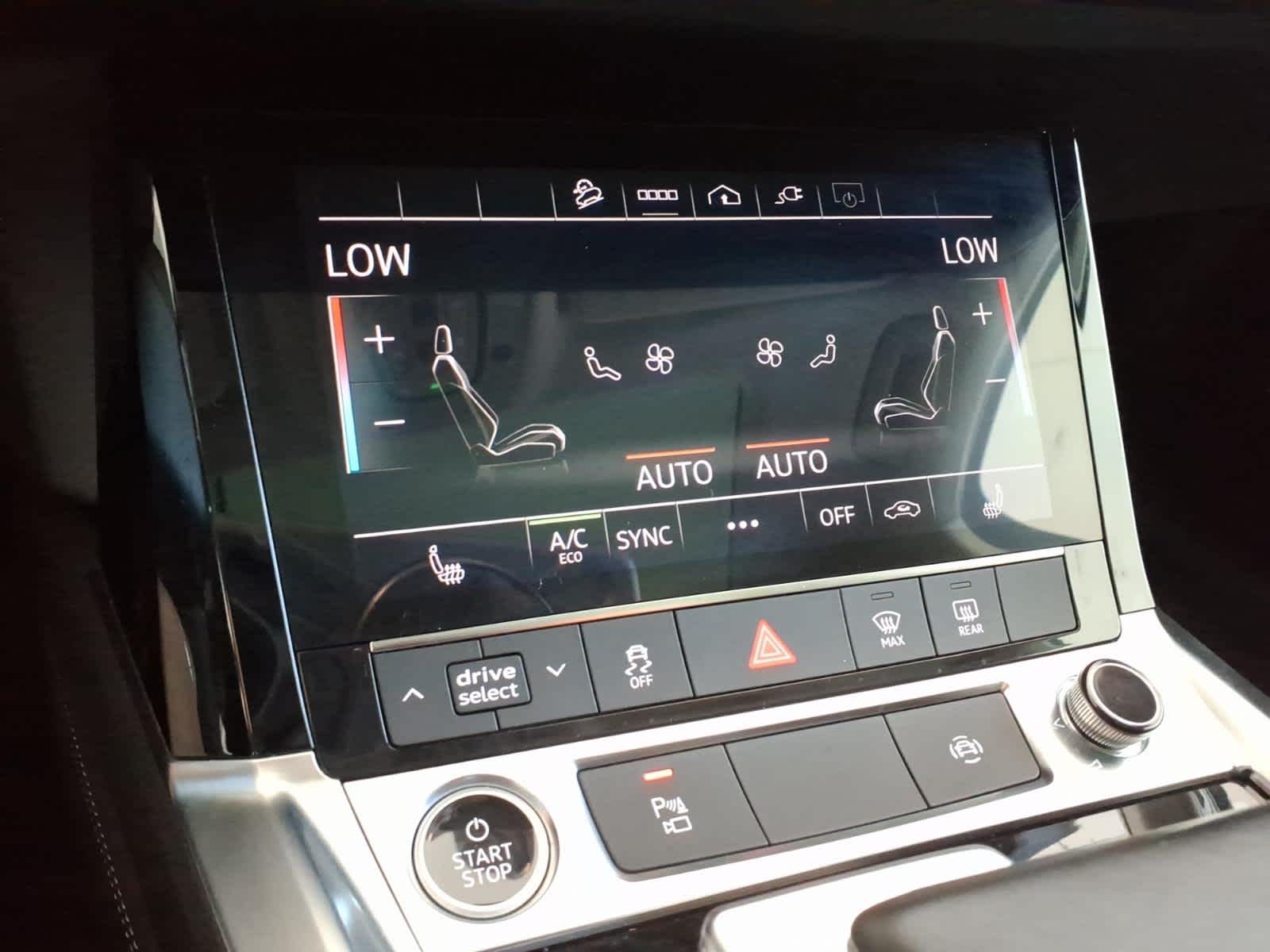 2024 Audi Q8 e-tron Premium quattro