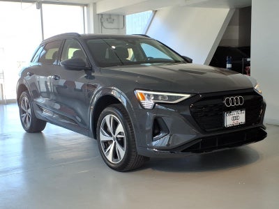 2024 Audi Q8 e-tron Premium quattro