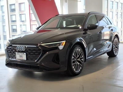2024 Audi Q8 e-tron Prestige quattro