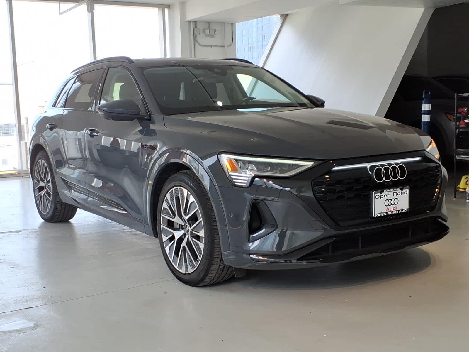 2024 Audi Q8 e-tron Prestige quattro