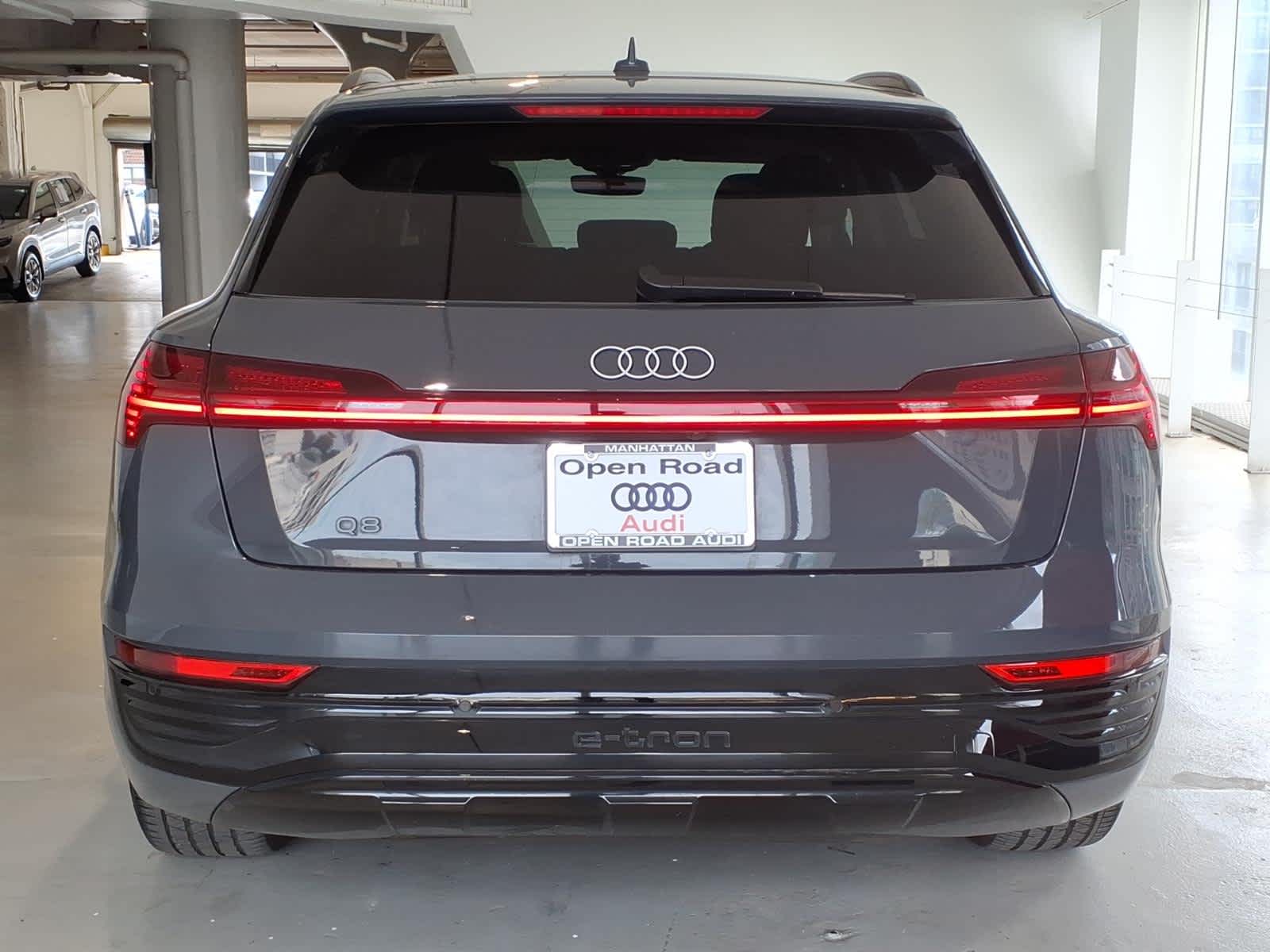 2024 Audi Q8 e-tron Prestige quattro