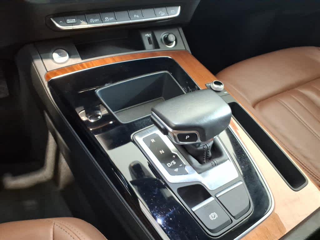 2021 Audi Q5 Premium 45 TFSI quattro