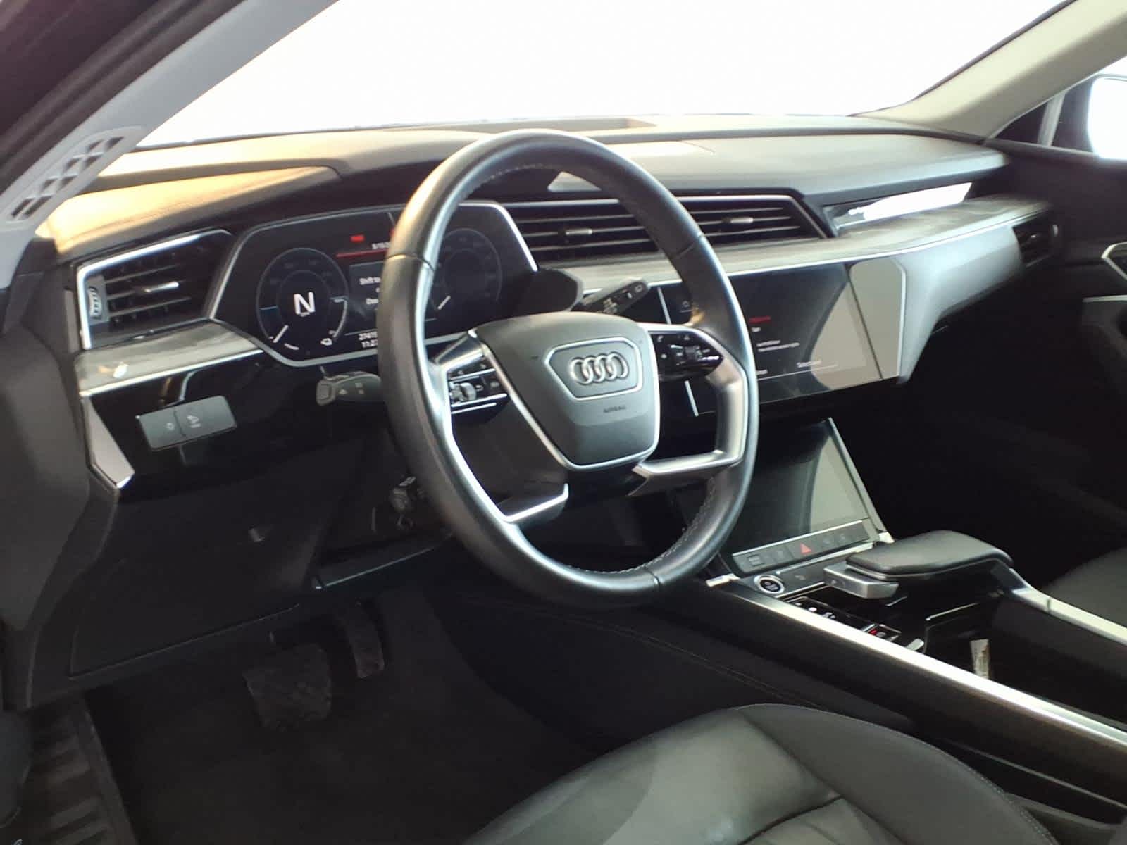 2023 Audi e-tron Premium quattro