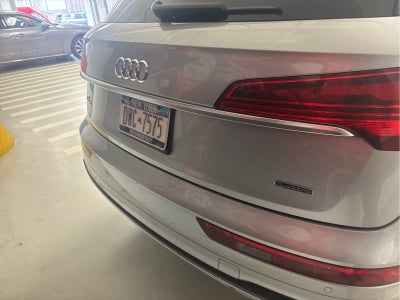 2022 Audi Q5 Premium 40 TFSI quattro