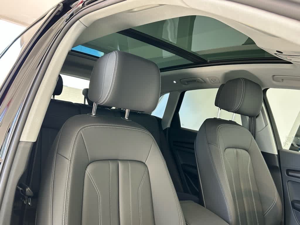 2025 Audi Q5 Premium 40 TFSI quattro