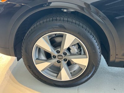 2025 Audi Q5 Premium 40 TFSI quattro