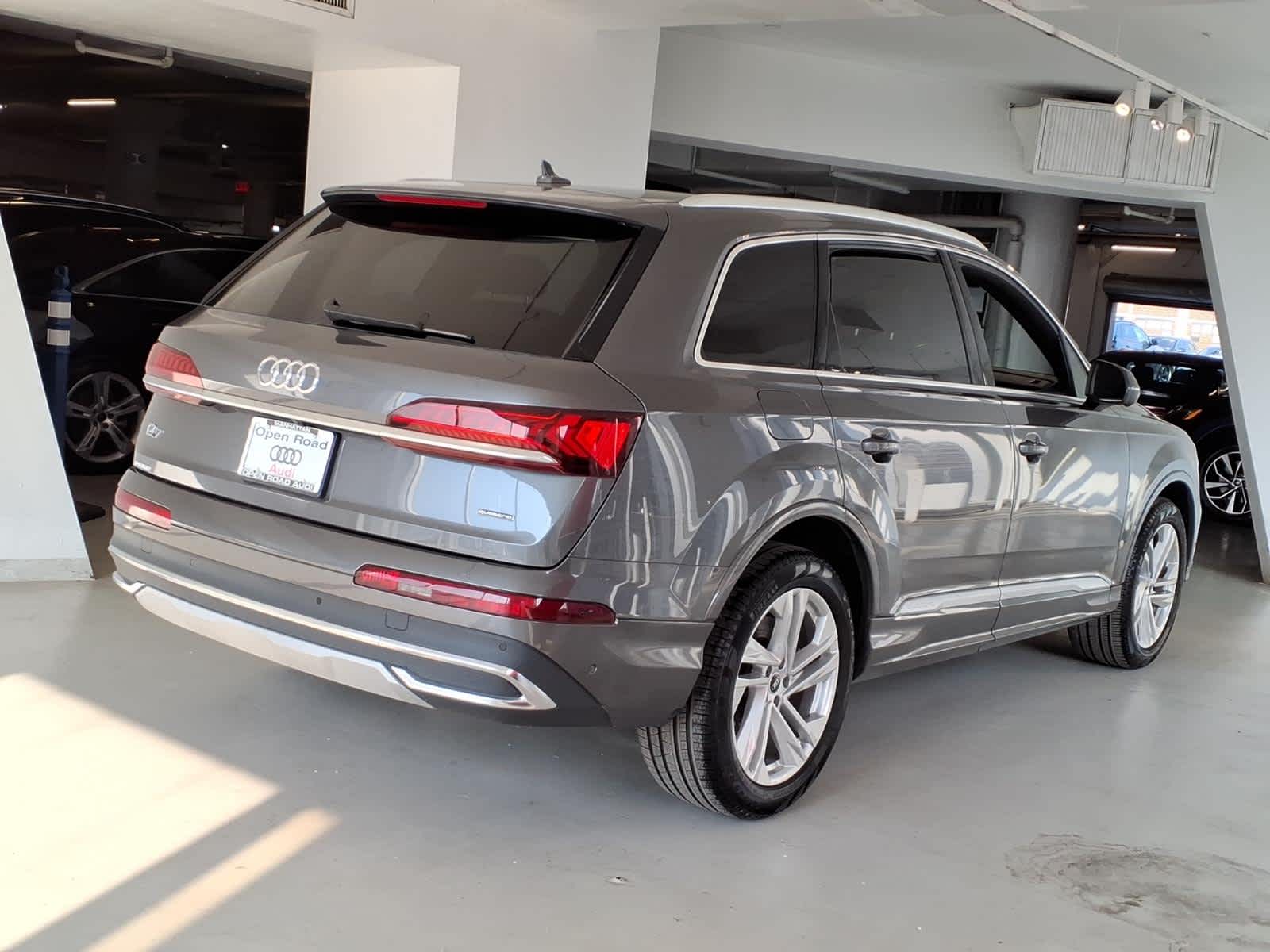 2023 Audi Q7 Premium 45 TFSI quattro