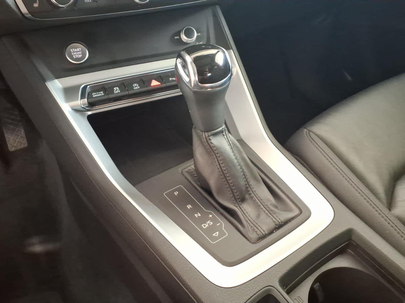 2020 Audi Q3 Premium 45 TFSI quattro
