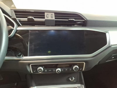 2022 Audi Q3 Premium 40 TFSI quattro