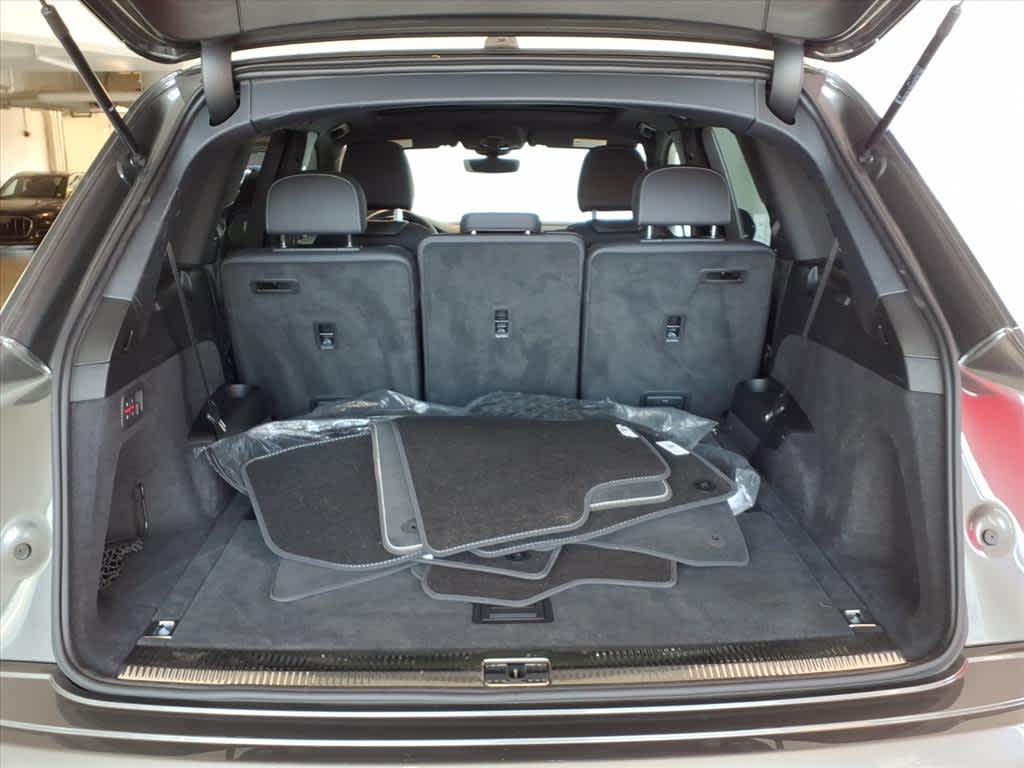2025 Audi Q7 Premium 55 TFSI quattro