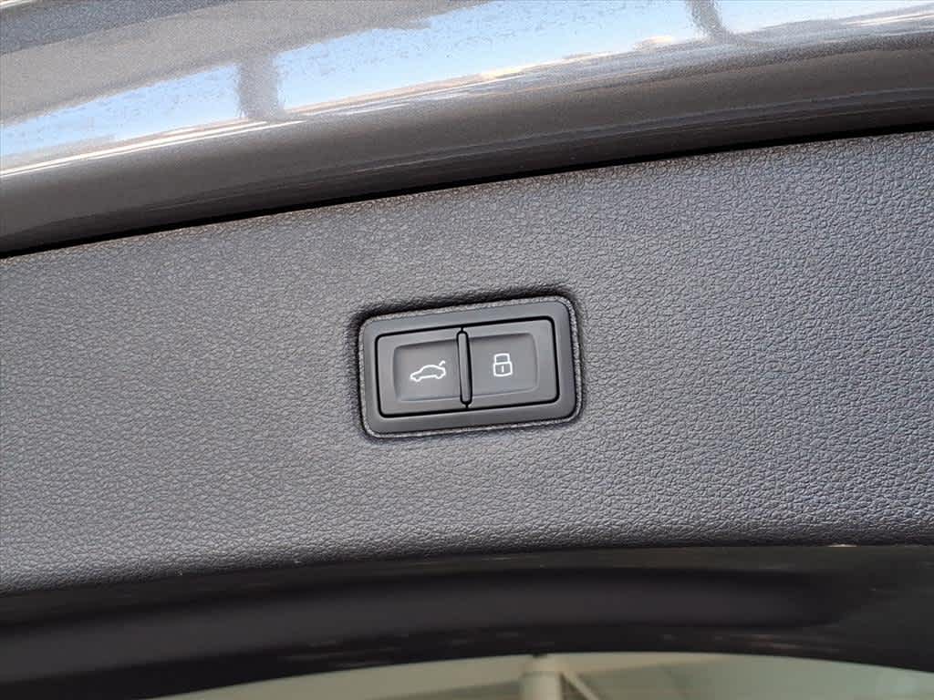 2025 Audi Q7 Premium 55 TFSI quattro