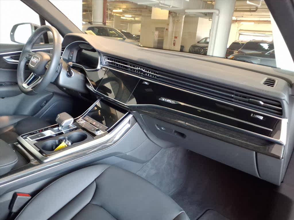 2025 Audi Q7 Premium 55 TFSI quattro