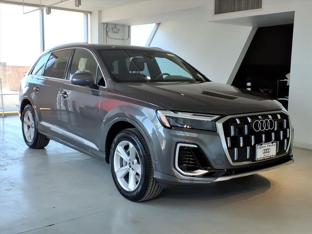2025 Audi Q7 Premium 55 TFSI quattro