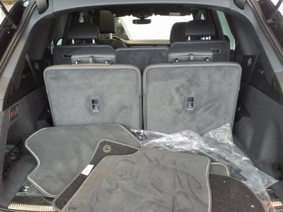 2026 Audi Q7 Premium 55 quattro *Ltd Avail*