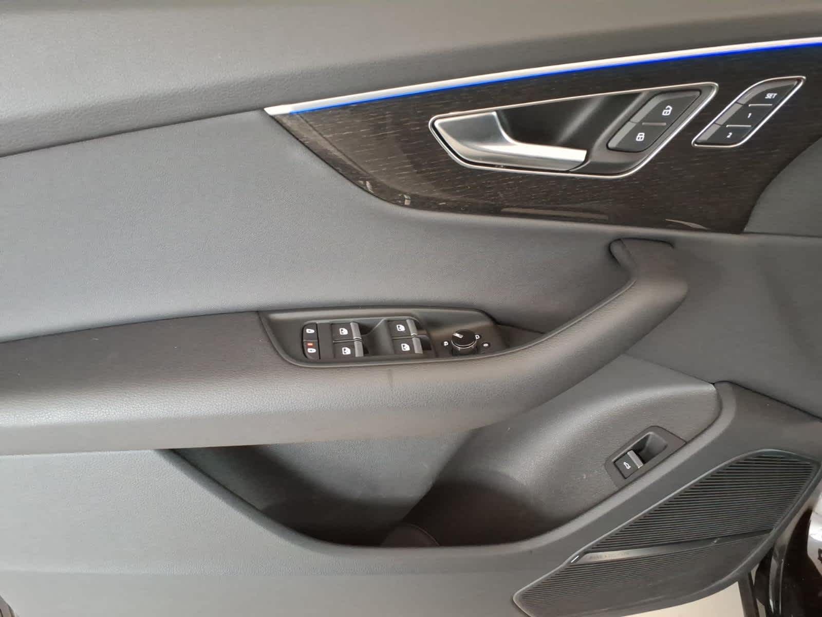 2026 Audi Q7 Premium 55 quattro *Ltd Avail*