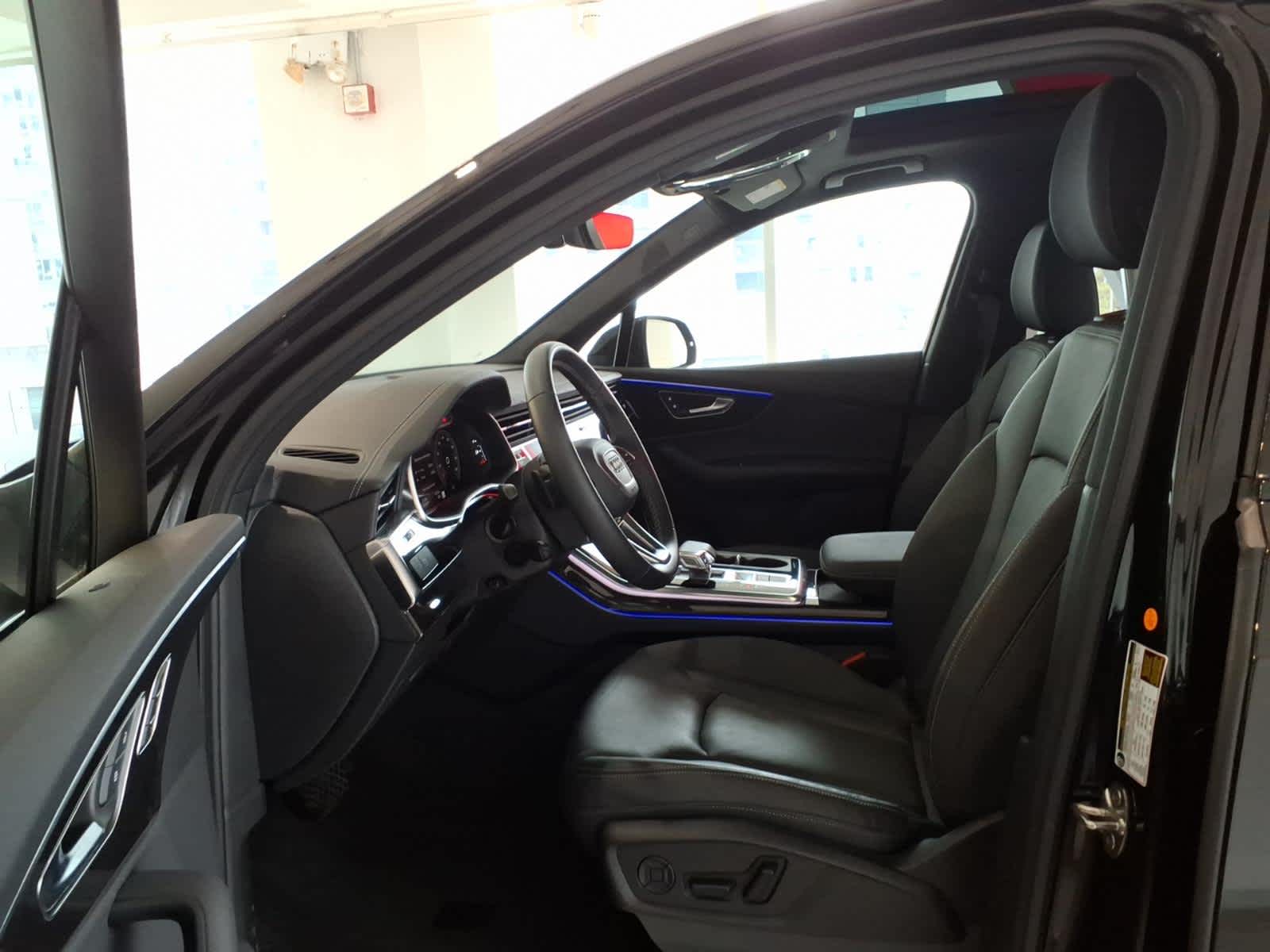 2026 Audi Q7 Premium 55 quattro *Ltd Avail*