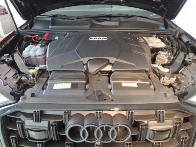 2026 Audi Q7 Premium 55 quattro *Ltd Avail*