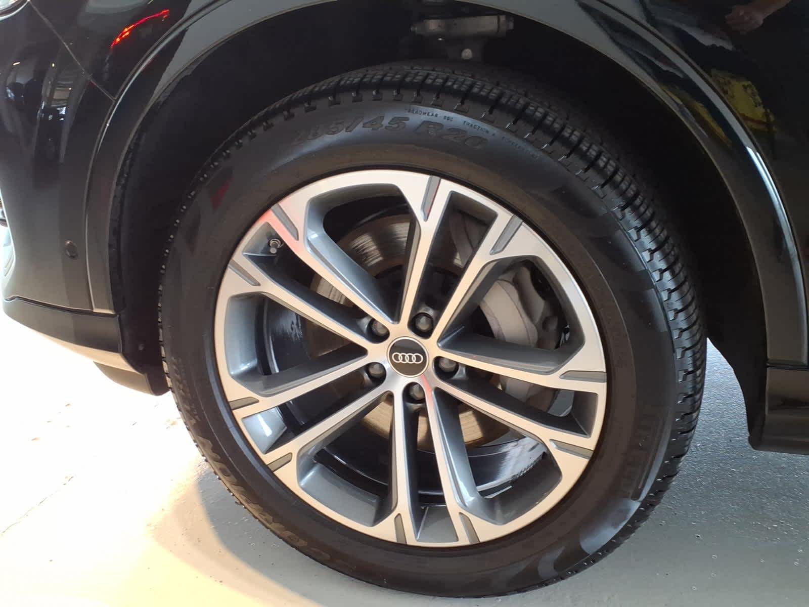 2026 Audi Q7 Premium 55 quattro *Ltd Avail*