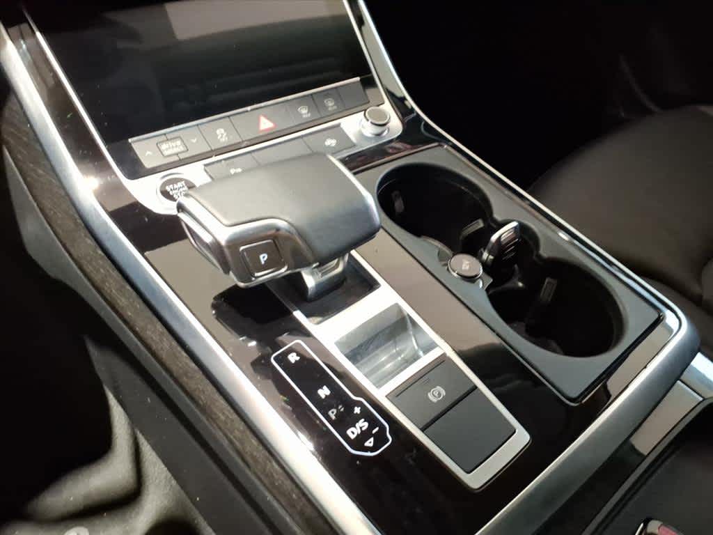 2023 Audi Q7 Premium 55 TFSI quattro