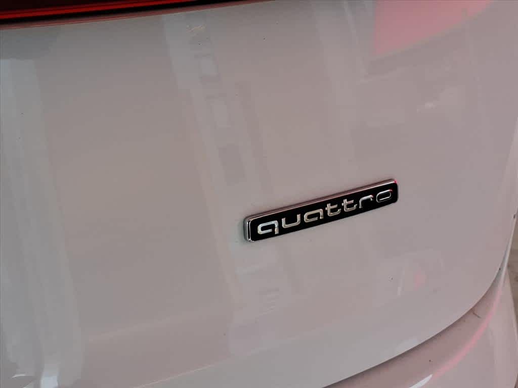 2023 Audi Q7 Premium 55 TFSI quattro