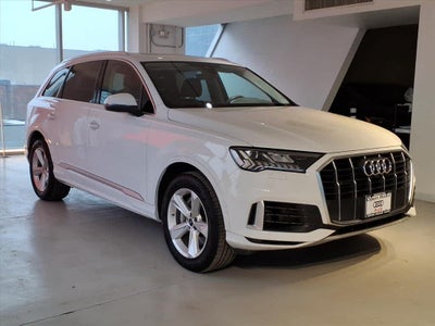 2023 Audi Q7 Premium 55 TFSI quattro