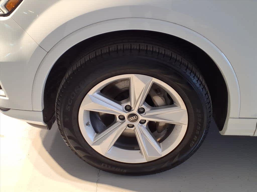 2023 Audi Q7 Premium 55 TFSI quattro