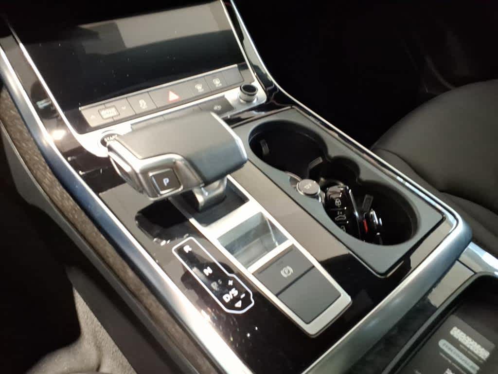 2023 Audi Q7 Premium 55 TFSI quattro