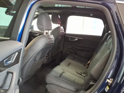 2023 Audi Q7 Premium 55 TFSI quattro