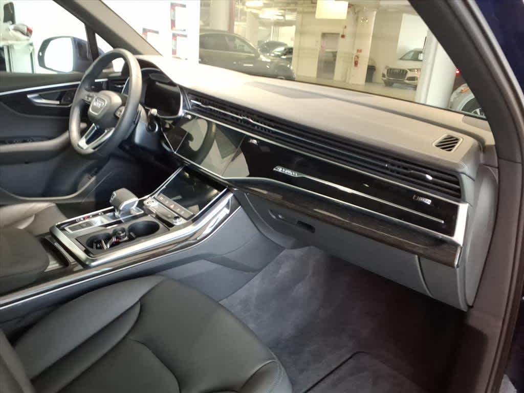 2023 Audi Q7 Premium 55 TFSI quattro