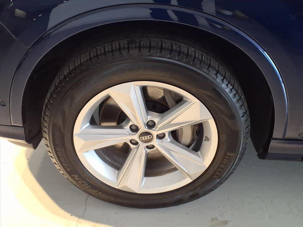 2023 Audi Q7 Premium 55 TFSI quattro