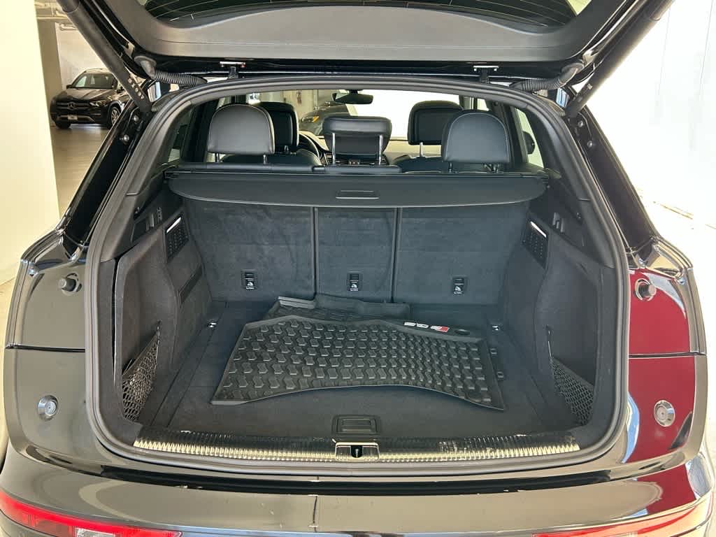 2025 Audi SQ5 Premium Plus 3.0 TFSI quattro