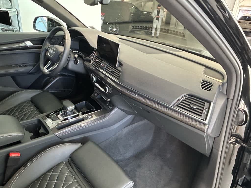 2025 Audi SQ5 Premium Plus 3.0 TFSI quattro