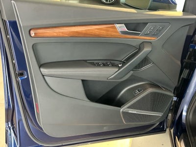 2025 Audi Q5 Premium Plus 40 TFSI quattro