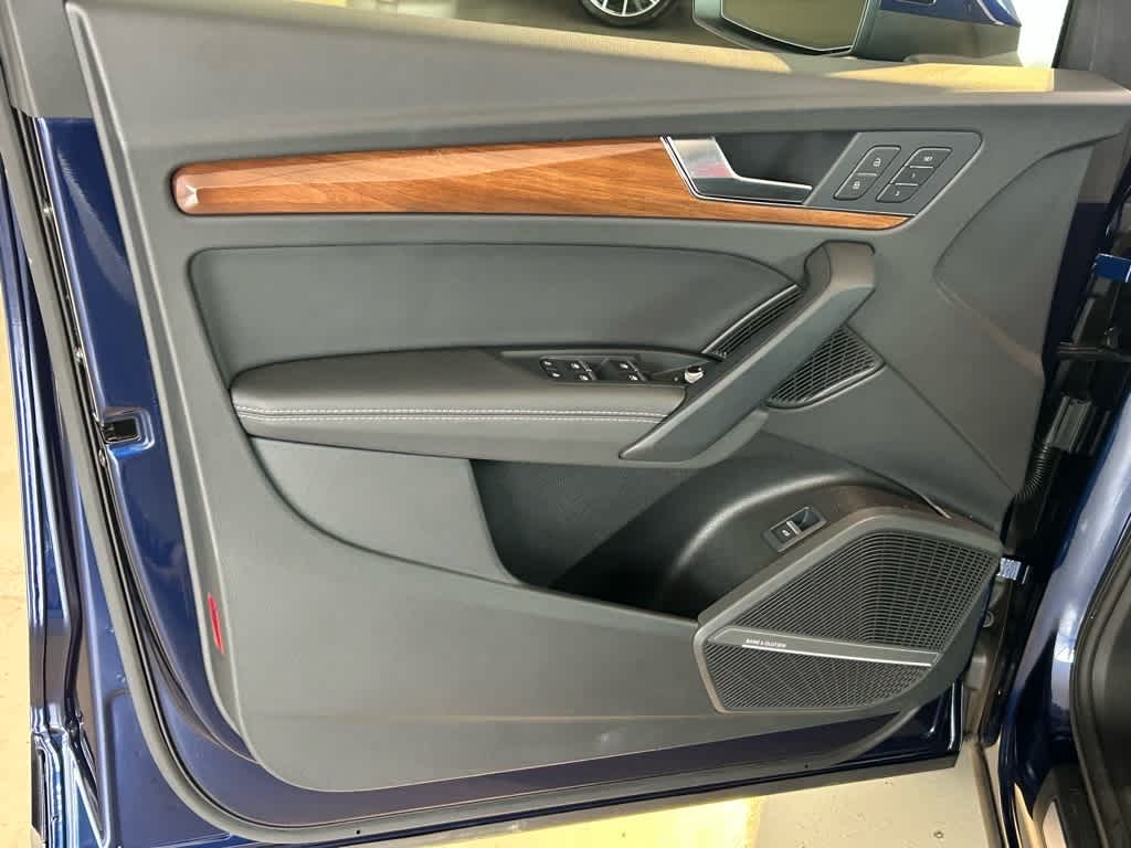 2025 Audi Q5 Premium Plus 40 TFSI quattro