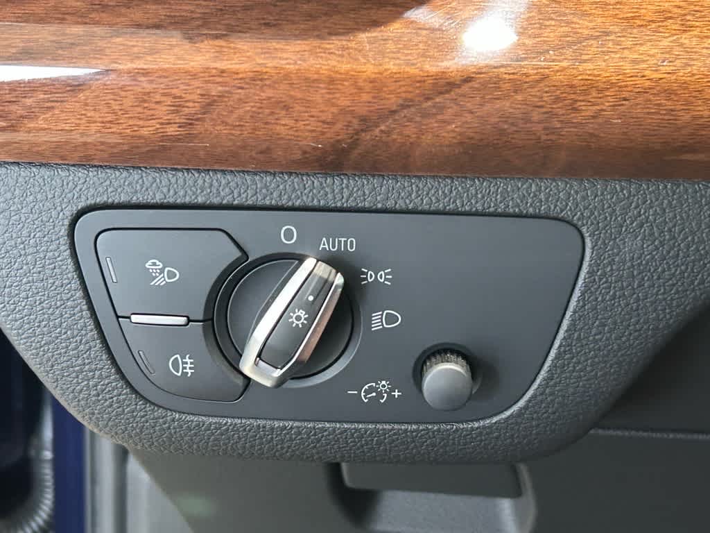 2025 Audi Q5 Premium Plus 40 TFSI quattro