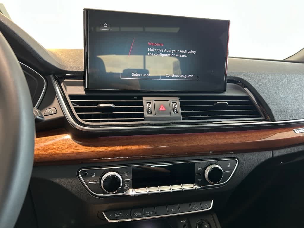 2025 Audi Q5 Premium Plus 40 TFSI quattro