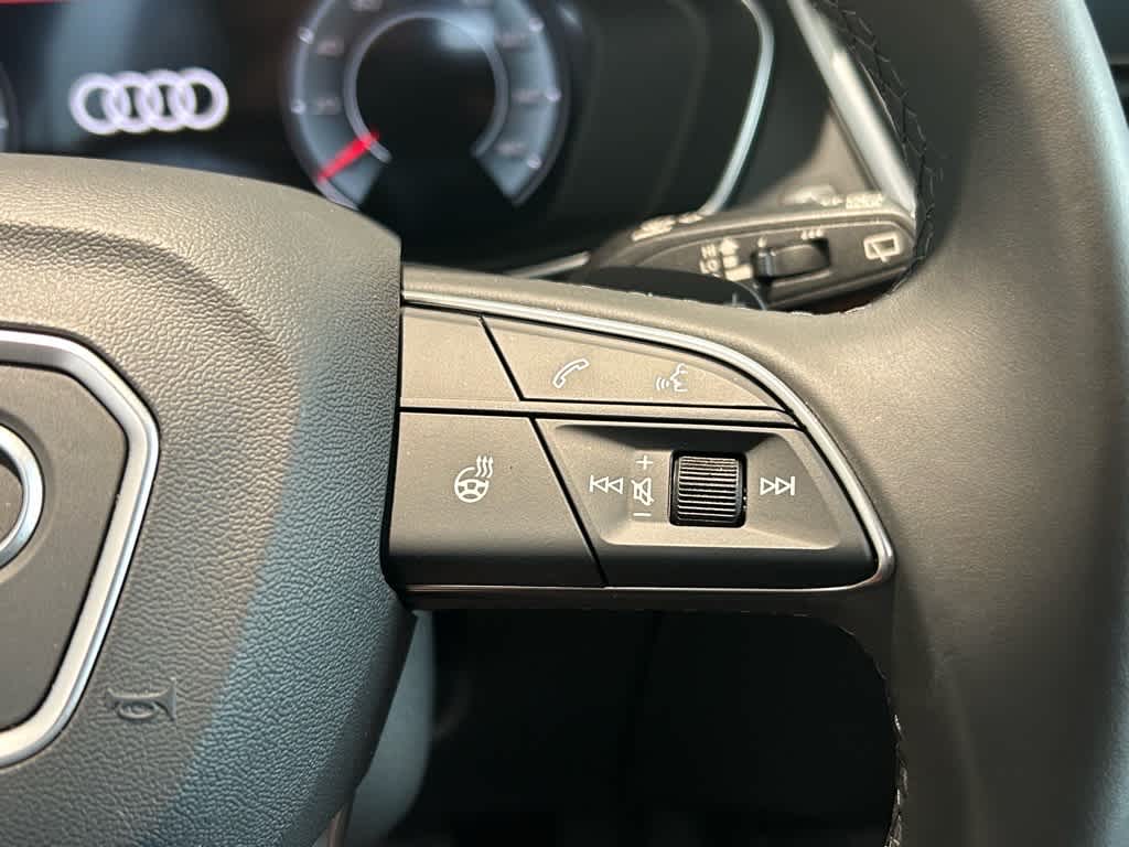 2025 Audi Q5 Premium Plus 40 TFSI quattro