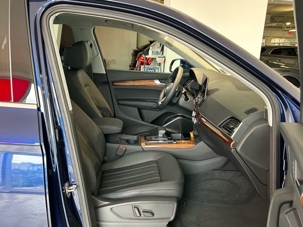 2025 Audi Q5 Premium Plus 40 TFSI quattro