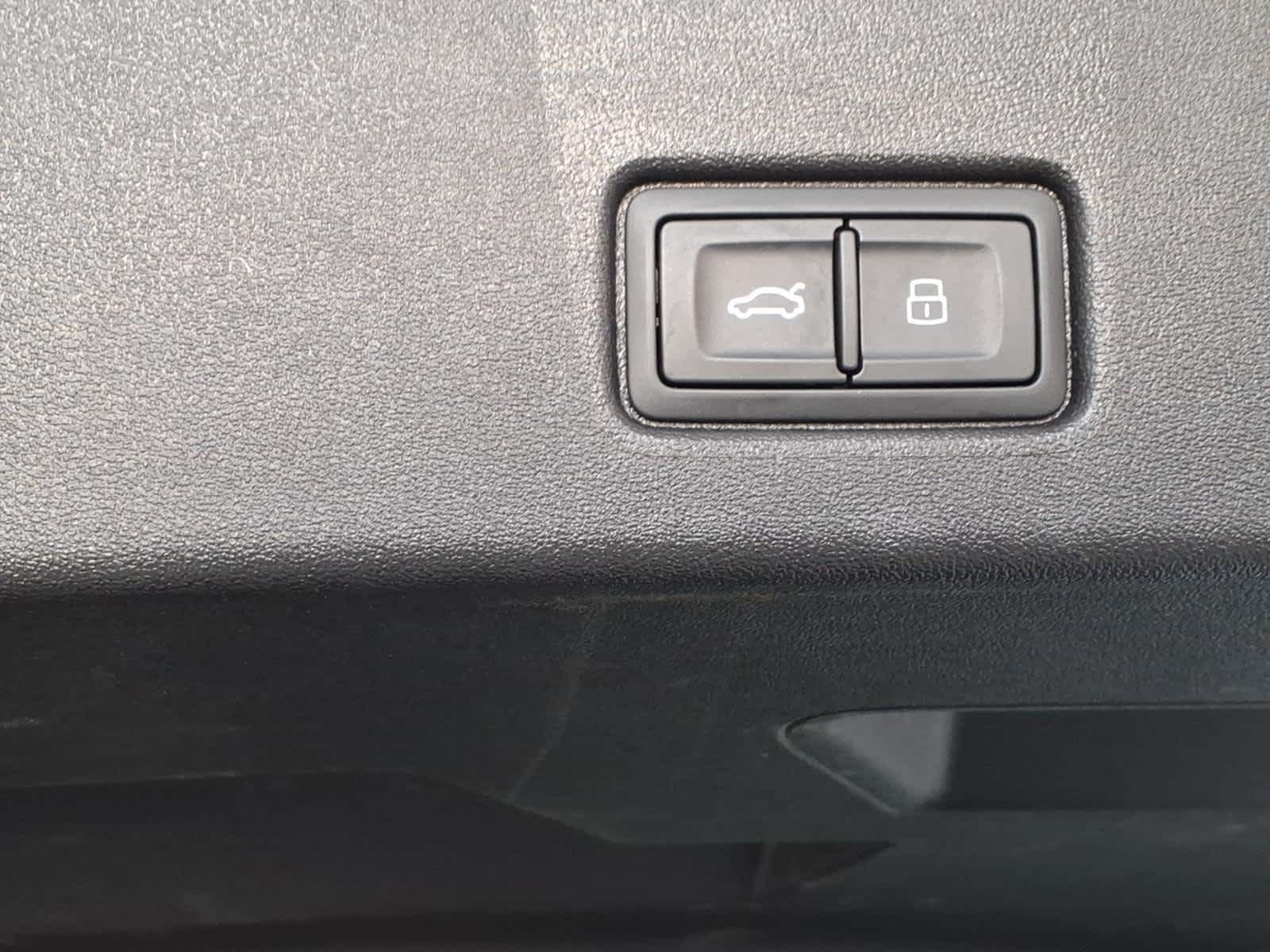2023 Audi Q4 e-tron Premium Plus 40 RWD