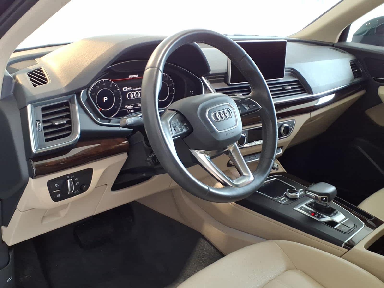 2019 Audi Q5 Premium Plus 45 TFSI quattro