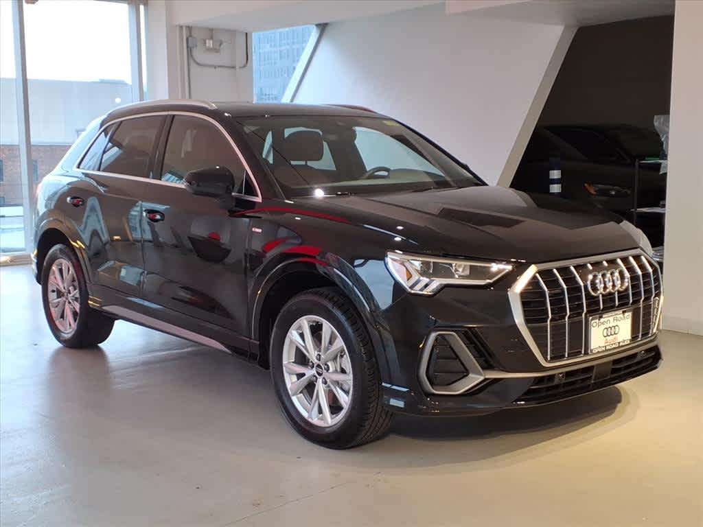 2025 Audi Q3 S line Premium 45 TFSI quattro