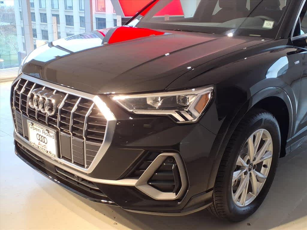 2025 Audi Q3 S line Premium 45 TFSI quattro